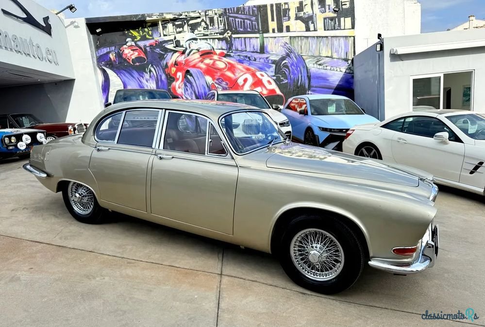 1968' Jaguar 420G photo #2
