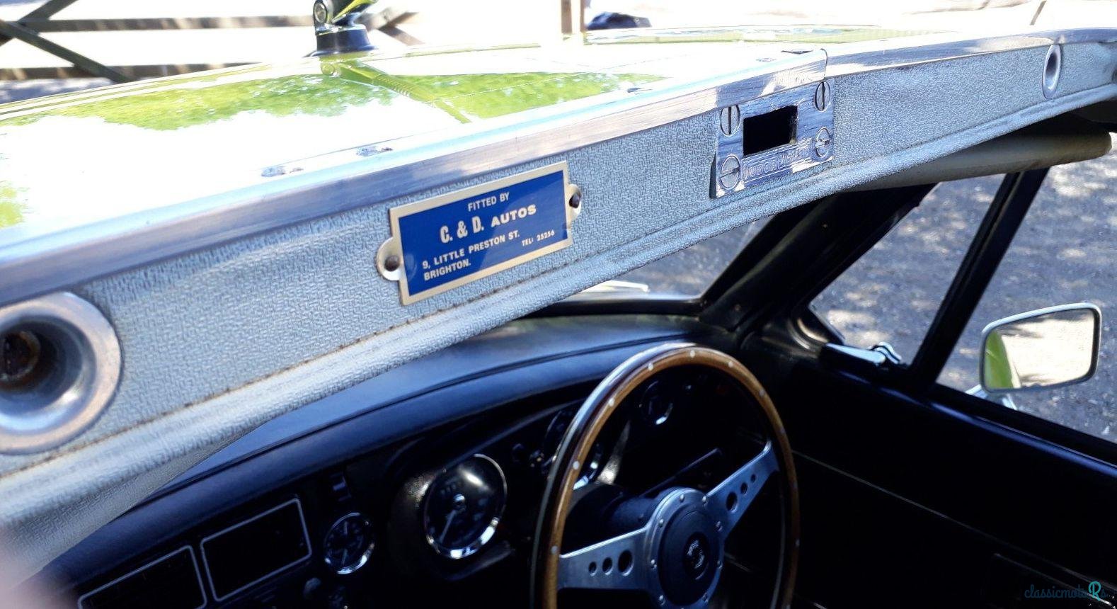 1975' MG Mgb Gt photo #5