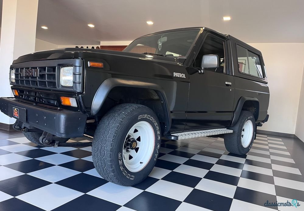 1988' Nissan Patrol photo #2