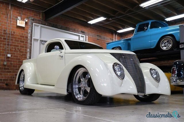 1937' Ford Pickup photo #2
