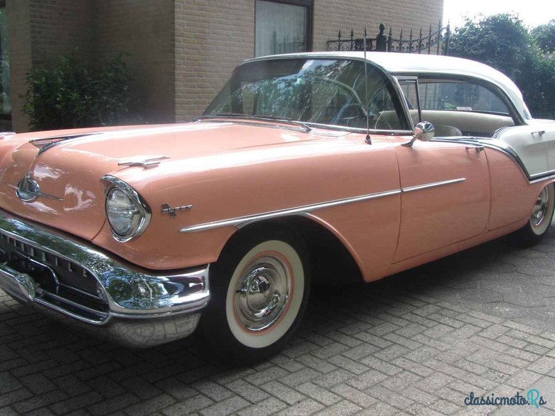 1957' Oldsmobile Super 88 photo #1