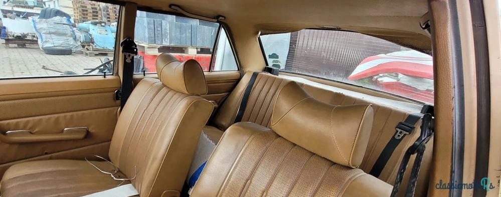 1976' Mercedes-Benz W115 240D photo #4
