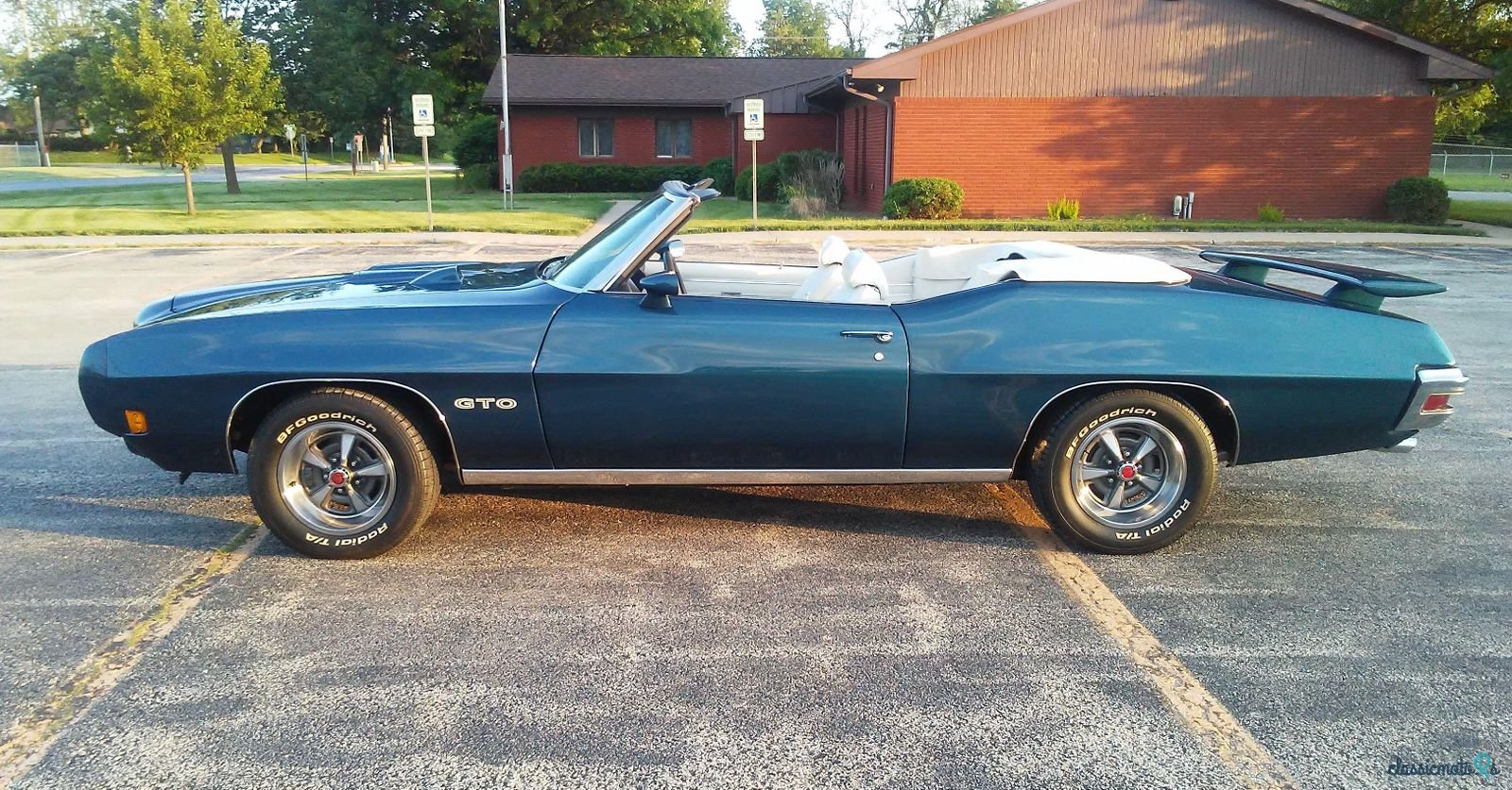 1970' Pontiac GTO photo #2