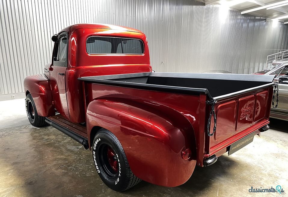 1952' Ford F-100 photo #5