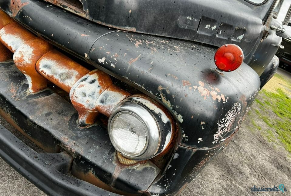 1951' Ford F-2 photo #5