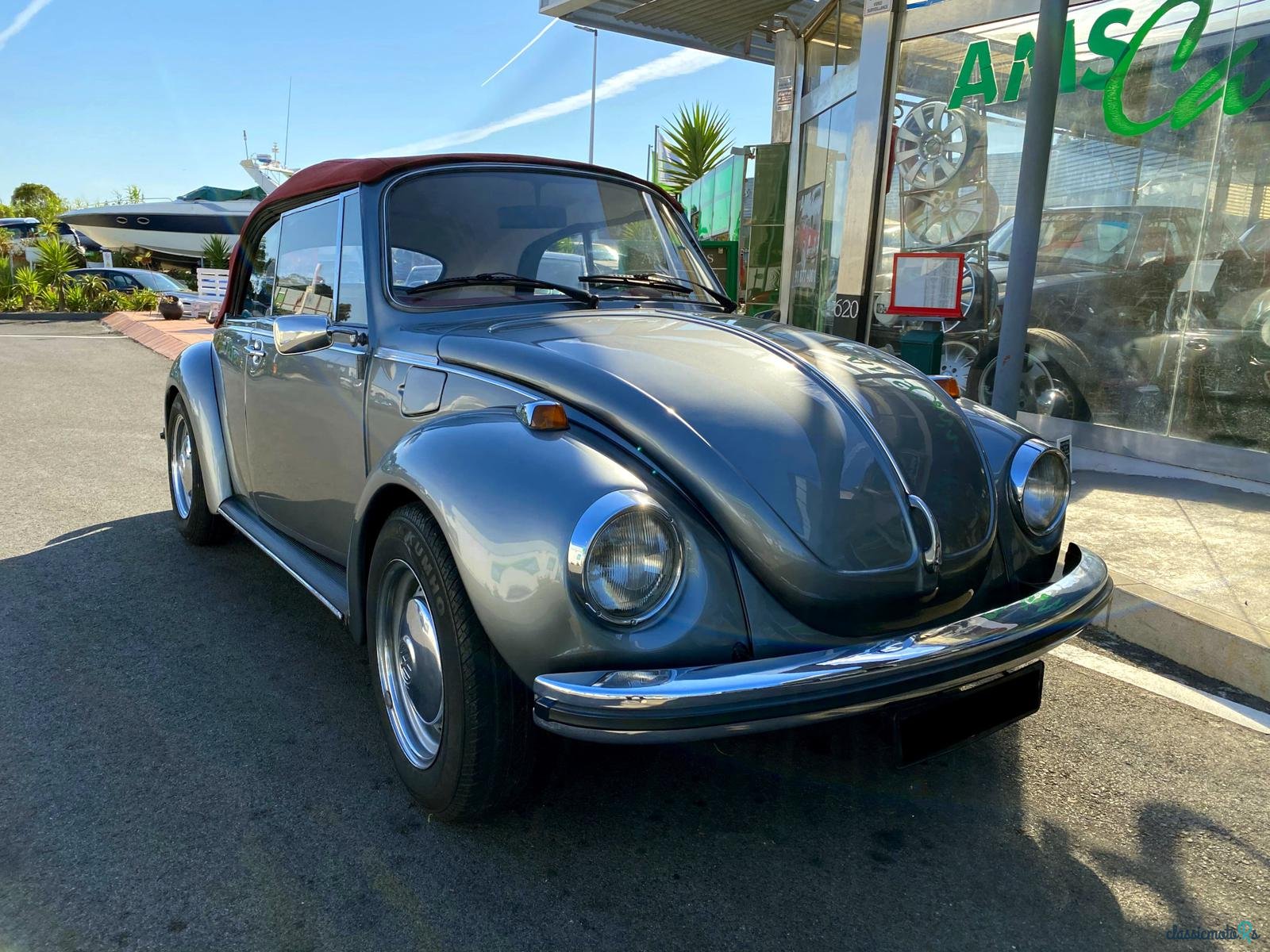 1973' Volkswagen Beetle CABRIOLET photo #3