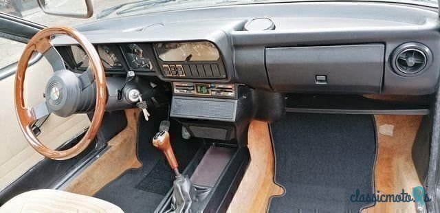 1982' Alfa Romeo Alfetta photo #6