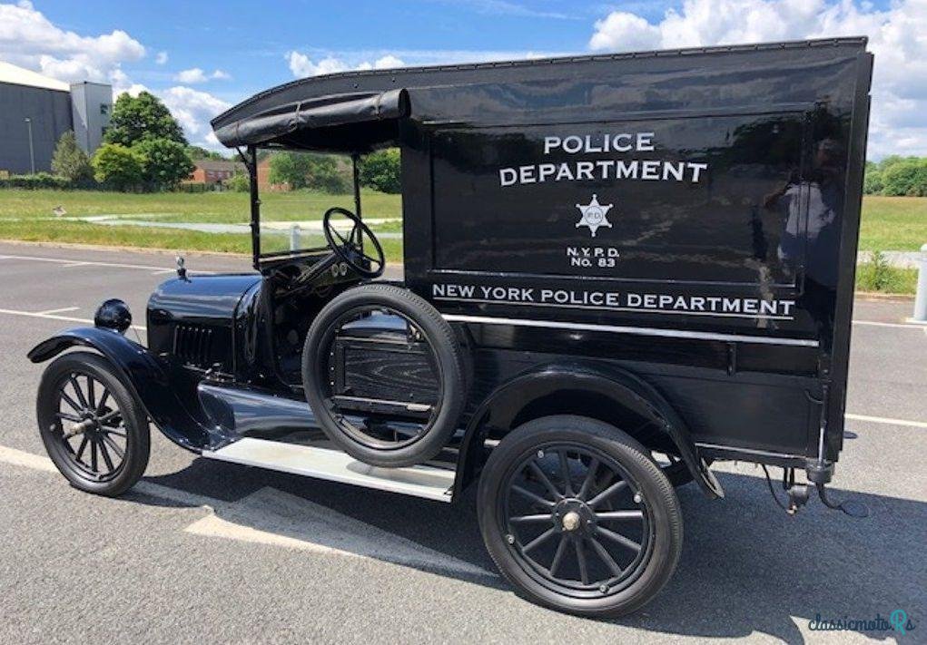 1922' Chevrolet Truck Light 490 Police Truck photo #4