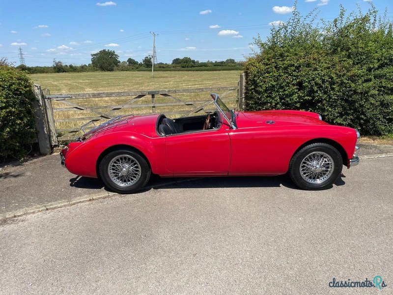 1960' MG MGA photo #4