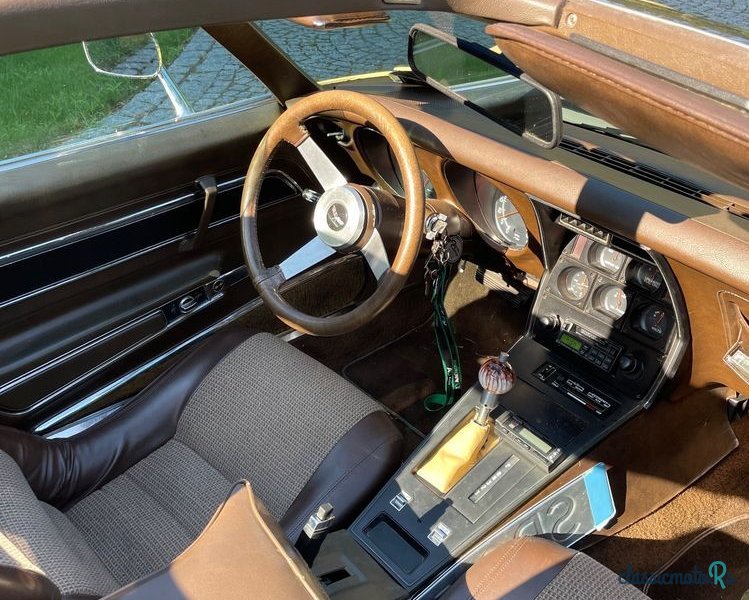 1977' Chevrolet Corvette photo #6