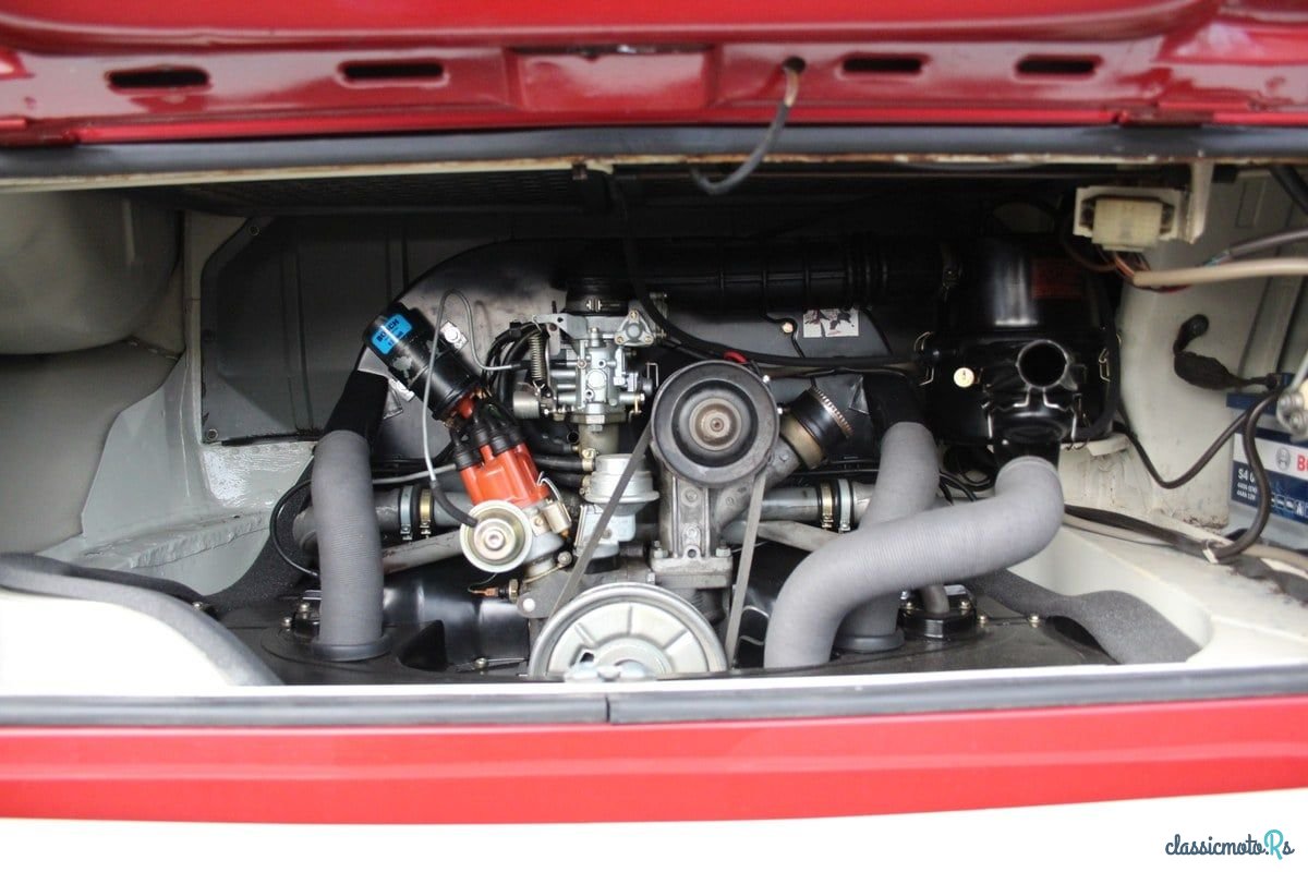 1972' Volkswagen Type 2 photo #4