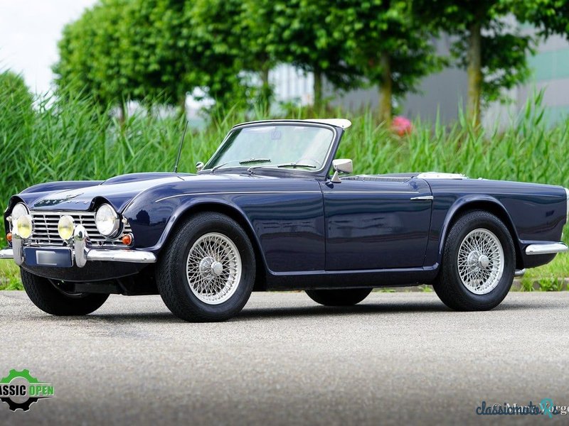 1963' Triumph TR4 photo #1