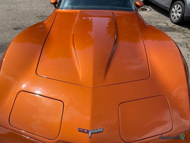 1980' Chevrolet Corvette photo #1