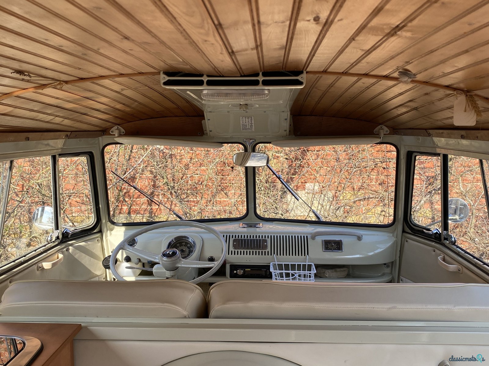 1966' Volkswagen Camper photo #2