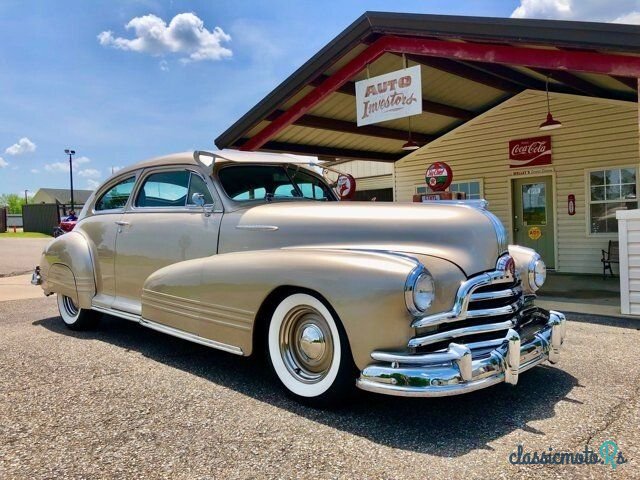 1947' Pontiac Torpedo photo #1