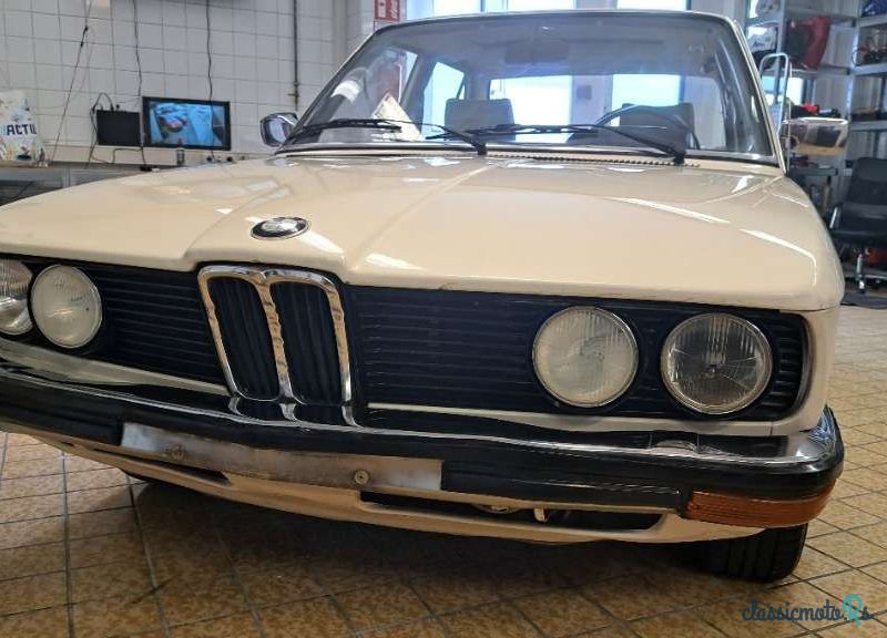 1977' BMW 518 photo #3