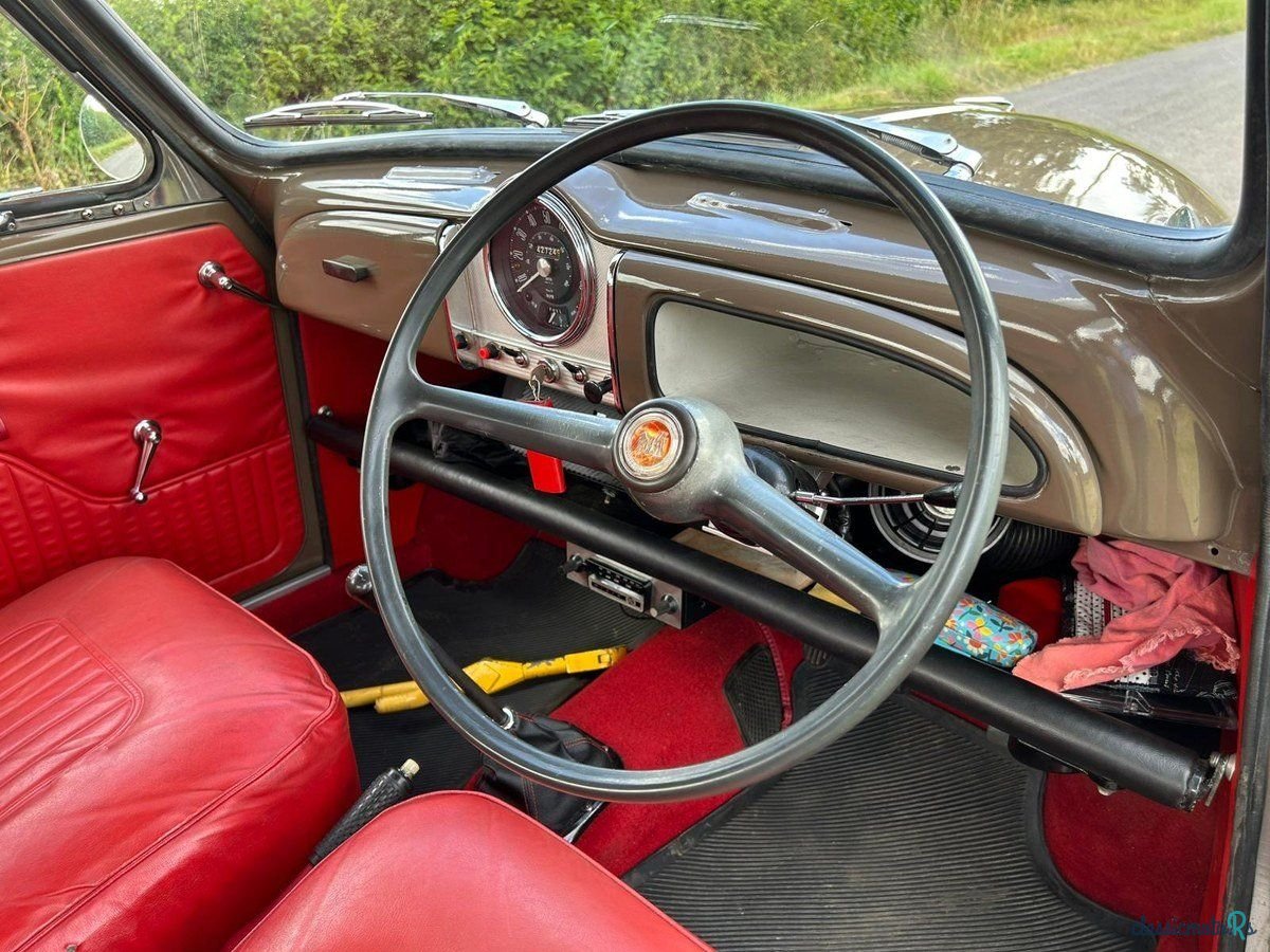 1968' Morris Minor photo #4