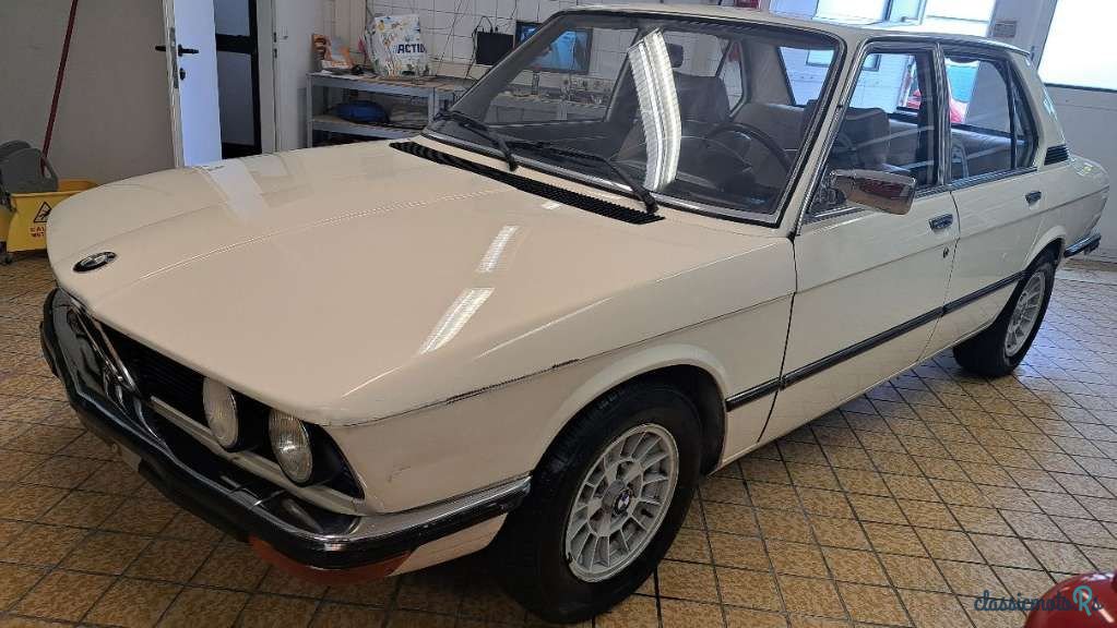 1977' BMW 518 photo #1