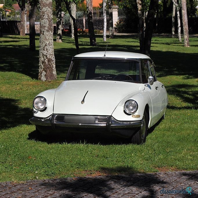 1966' Citroen Id-19 P Confort photo #1