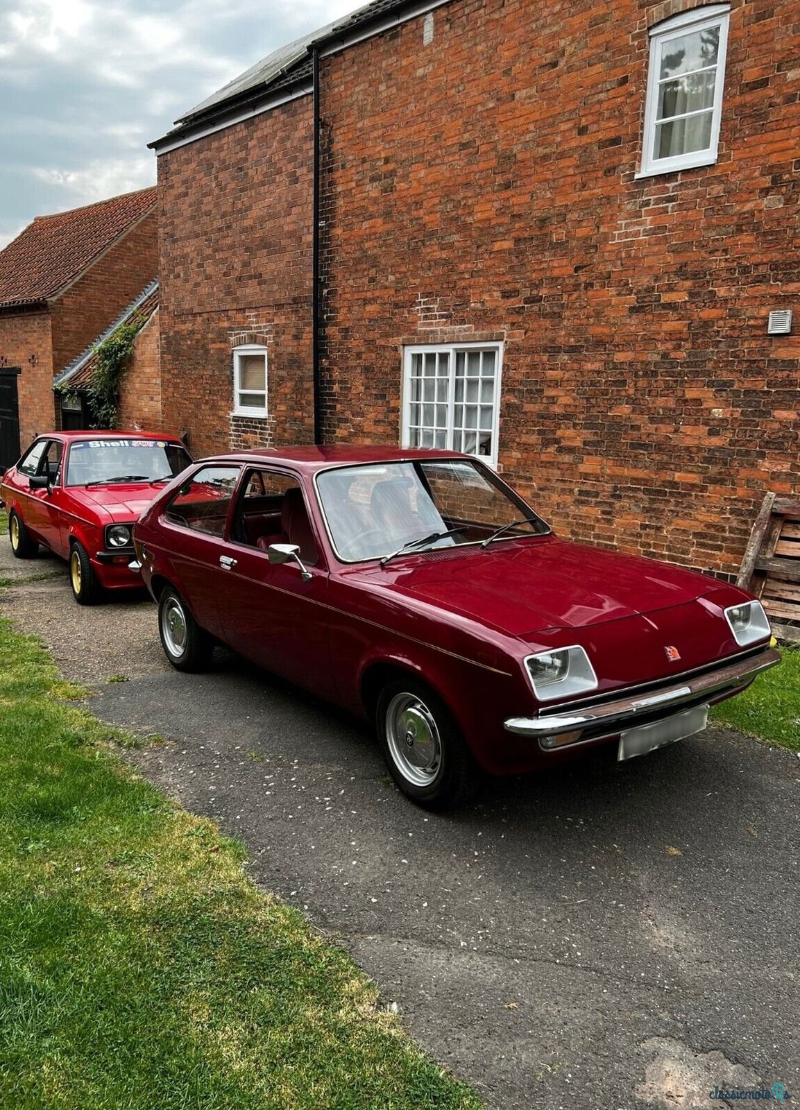 1976' Vauxhall Chevette L H photo #2