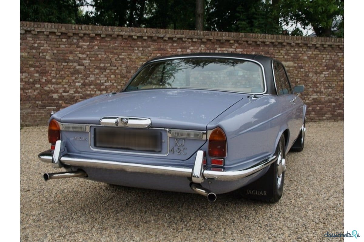 1975' Jaguar XJ photo #6