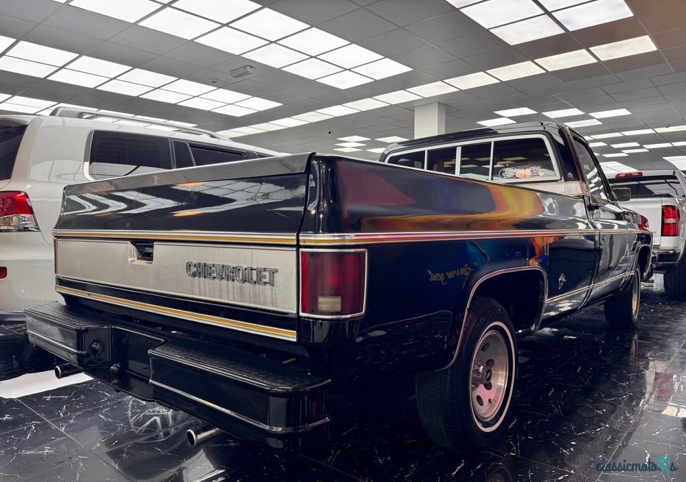 1977' Chevrolet C-10 photo #3