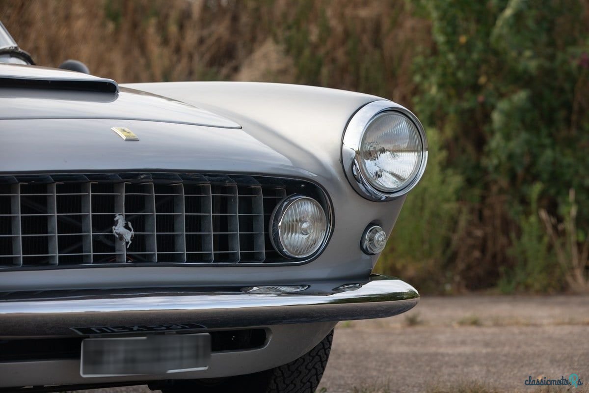 1961' Ferrari 250 photo #5