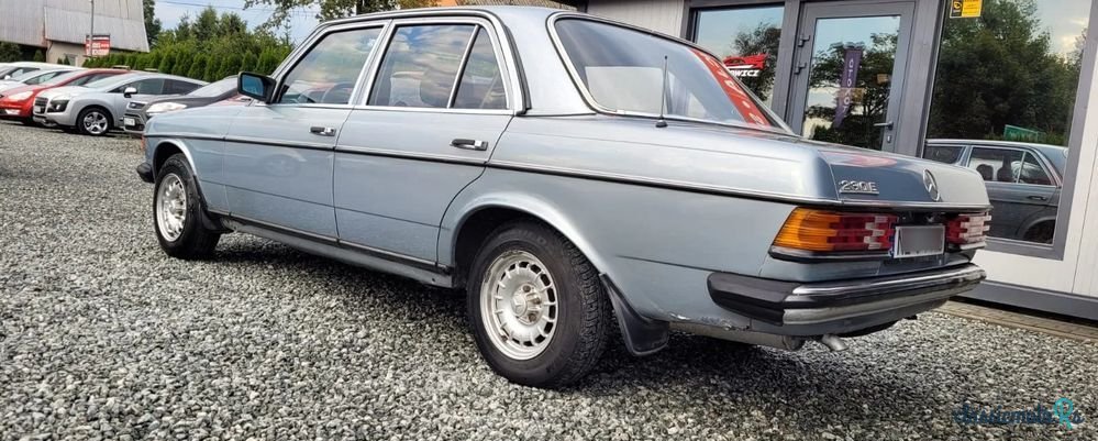 1978' Mercedes-Benz W123 photo #6