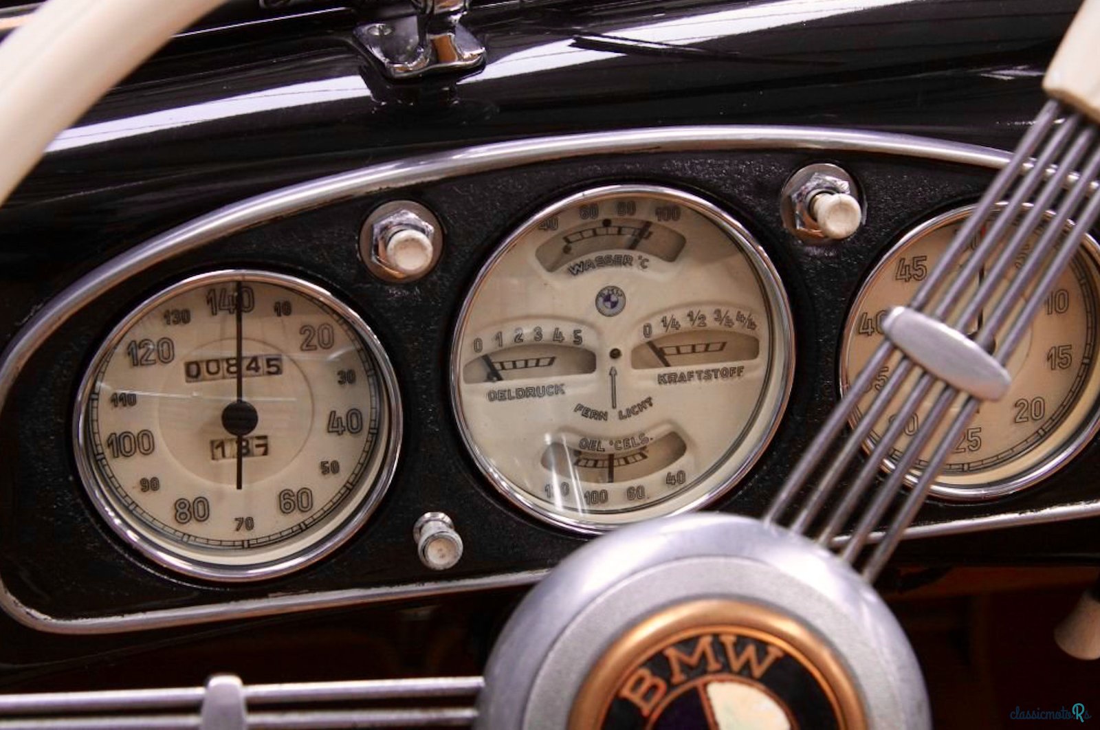 1940' BMW 327 photo #5