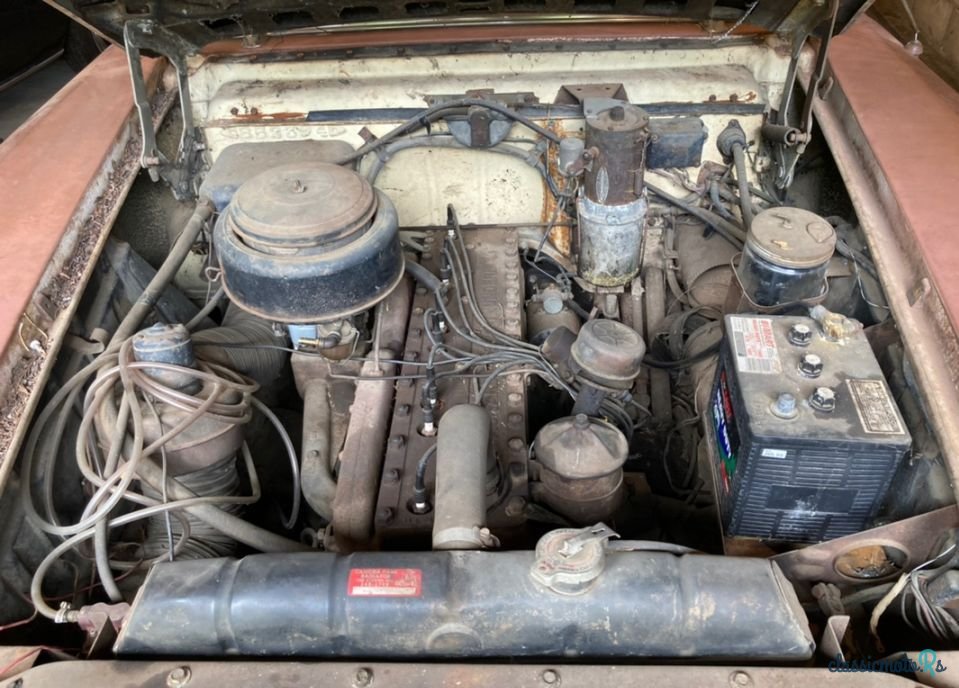 1952' Packard photo #5