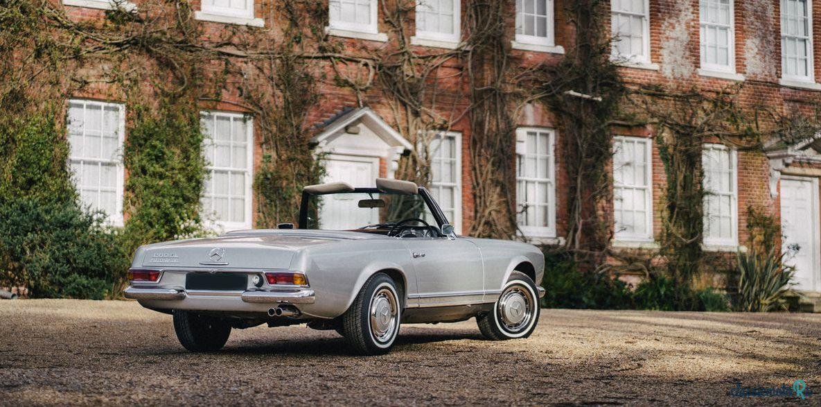 1969' Mercedes-Benz 280 photo #1