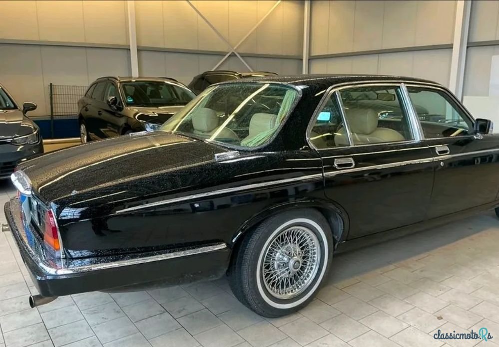 1980' Jaguar Daimler photo #5