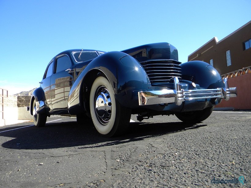 1937' Cord 812 photo #1