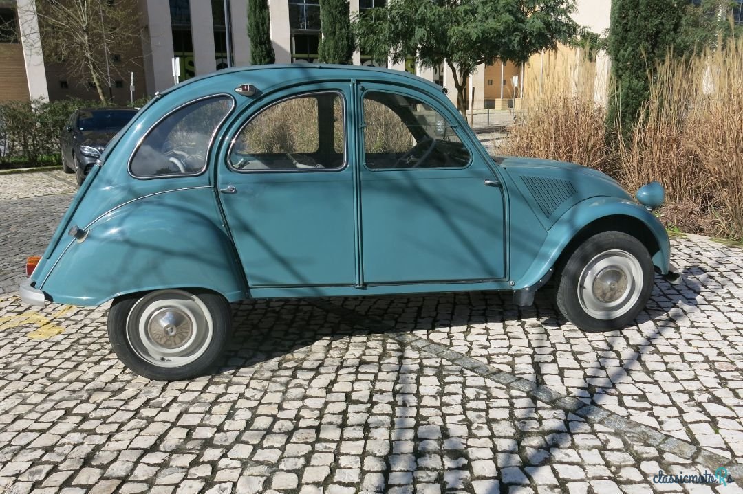 1960' Citroen 2CV photo #5