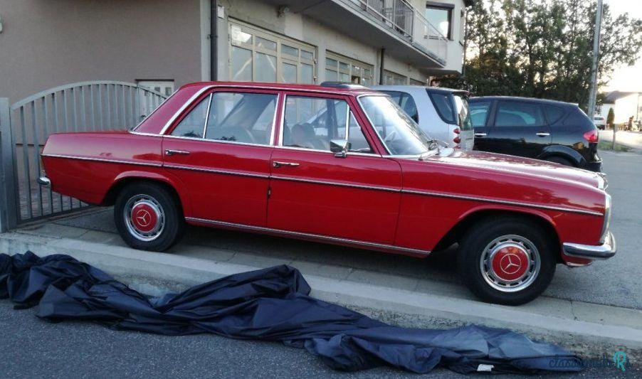 1972' Mercedes-Benz Serija 200 Diesel photo #2