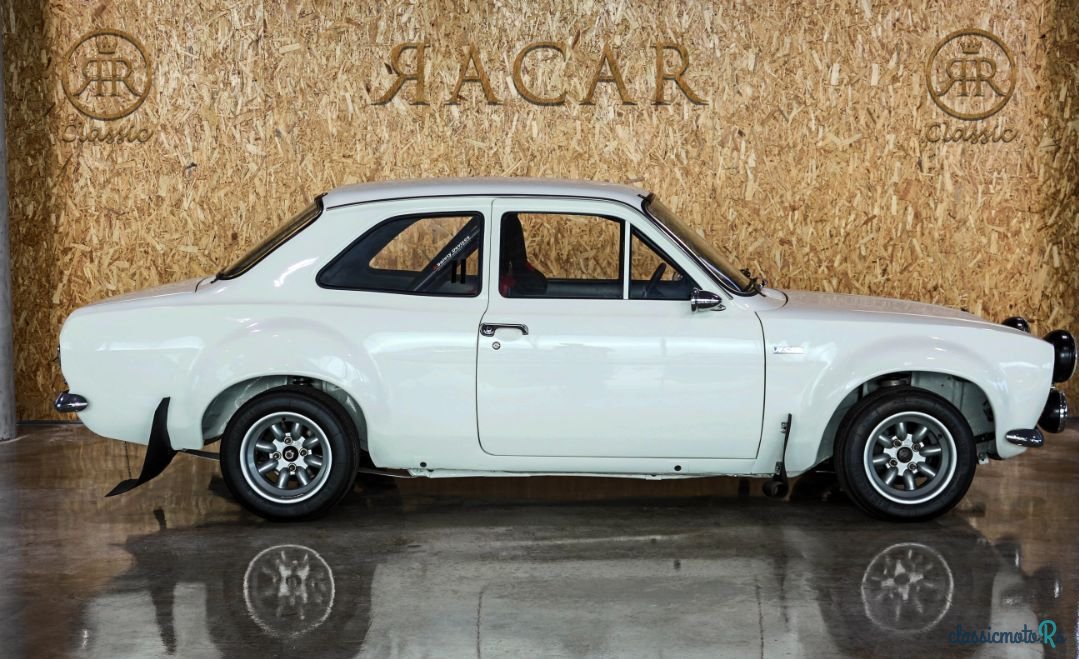 1970' Ford Escort photo #3