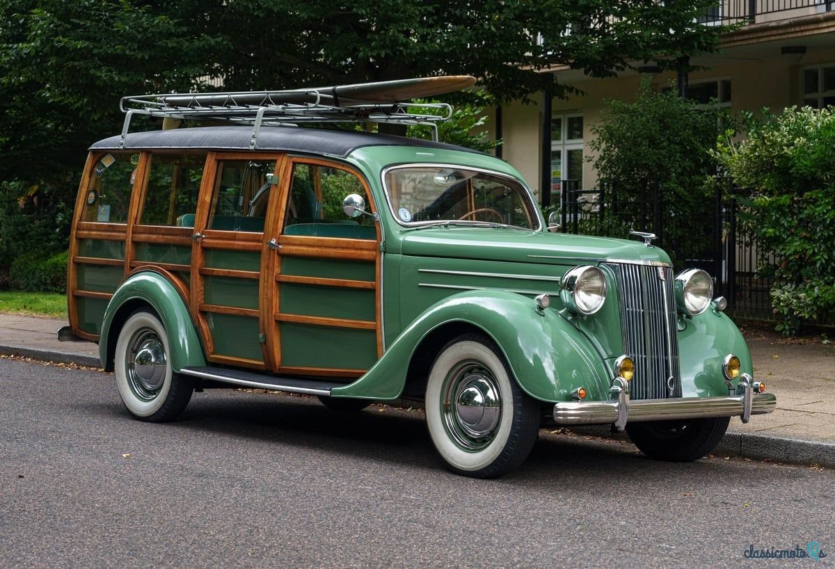1951' Ford Woody photo #2