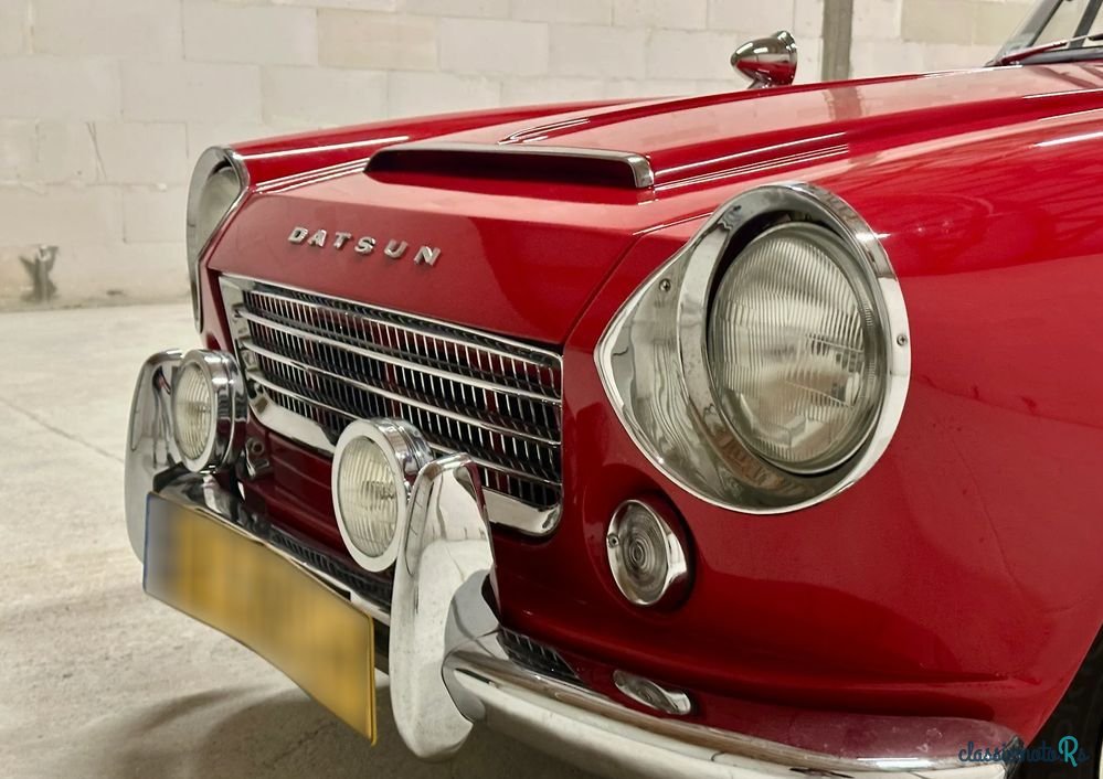 1966' Datsun photo #4