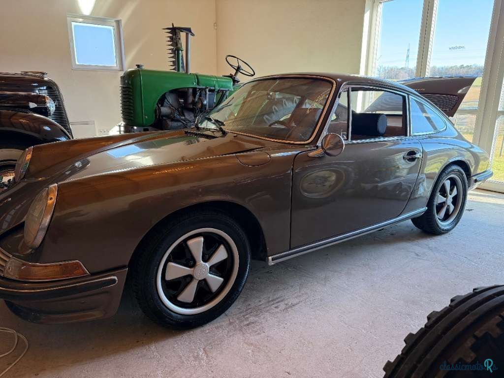 1967' Porsche 911 photo #2